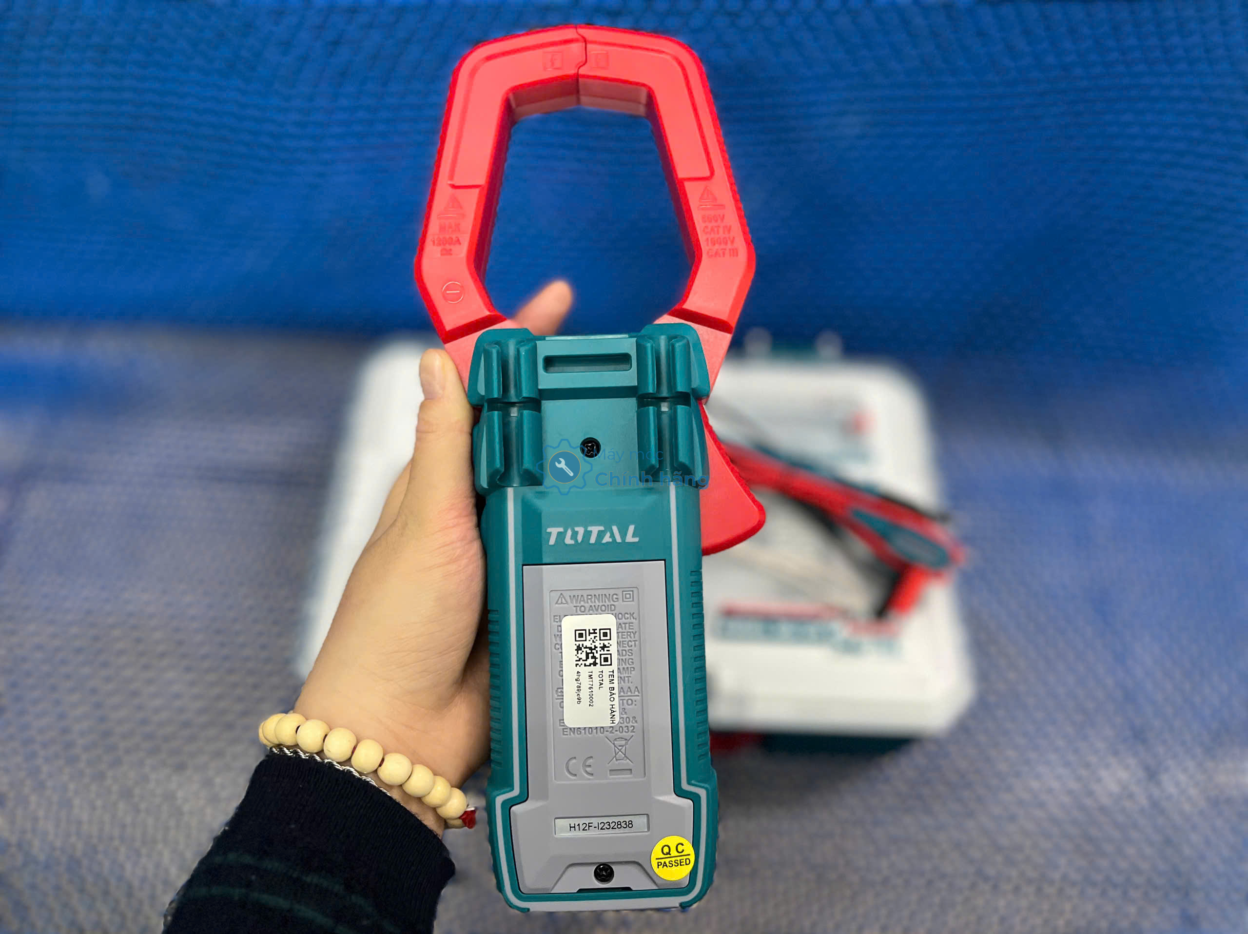 Ampe kìm kiểm tra Total TMT7610002