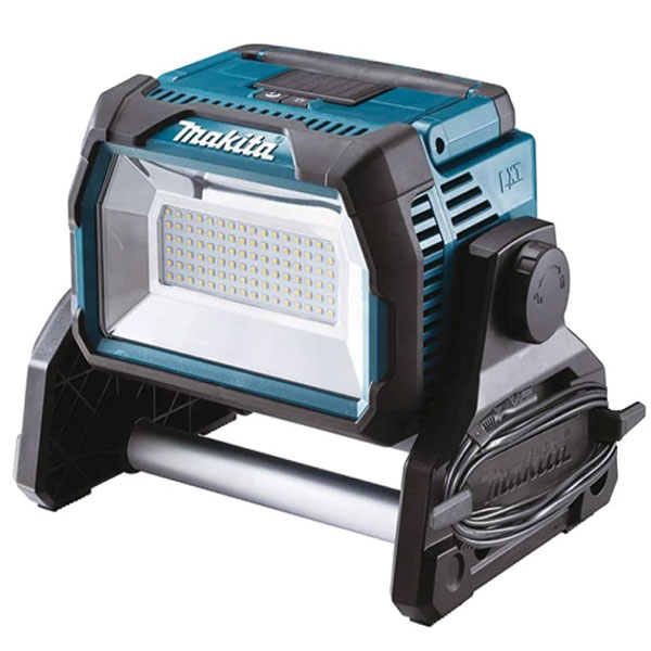 den cong truong dung dien va pin makita dml809 1648001630