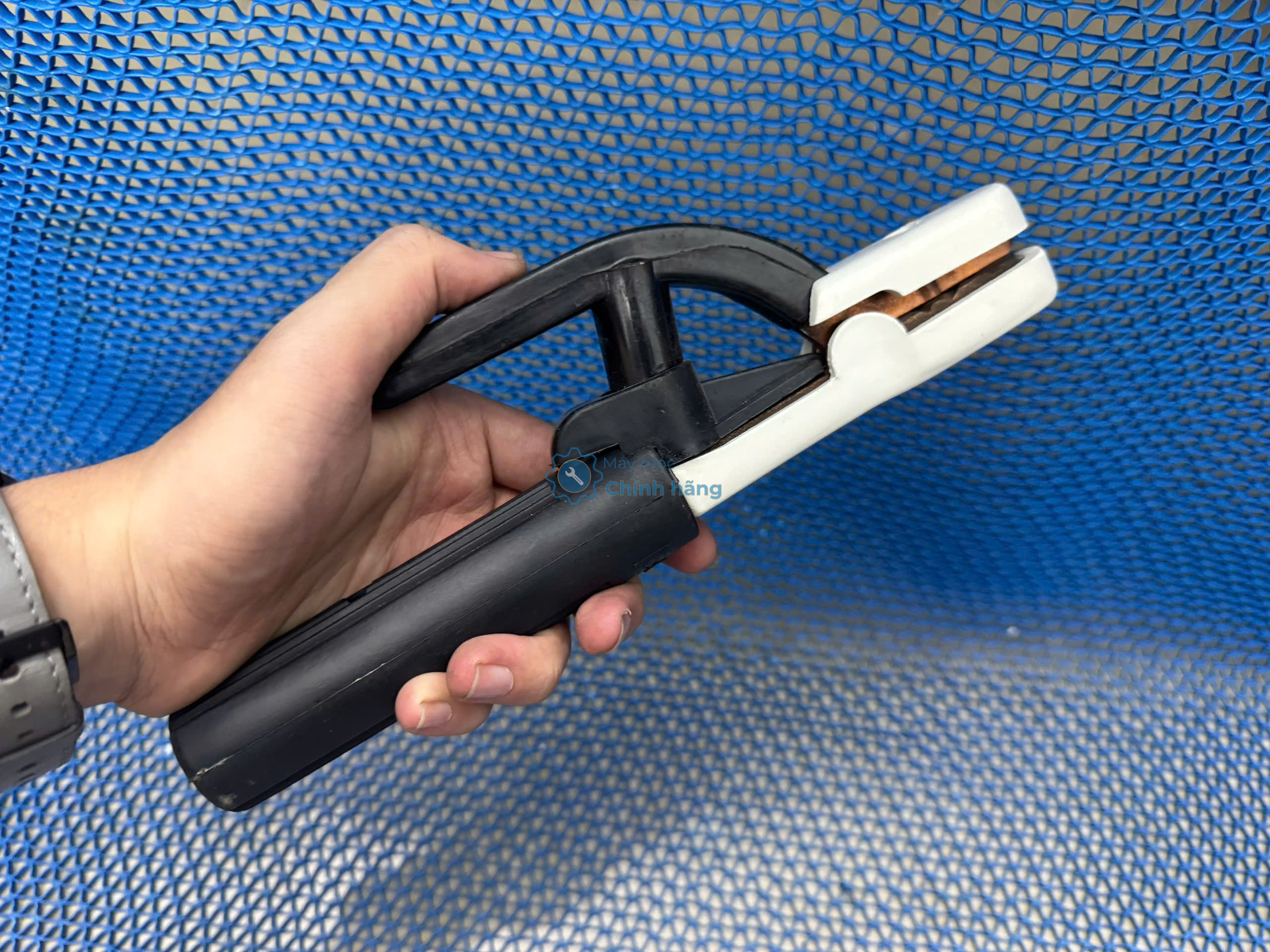 Kìm hàn TOTAL TWAH5006 500A