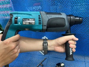 Máy khoan Makita HR2470