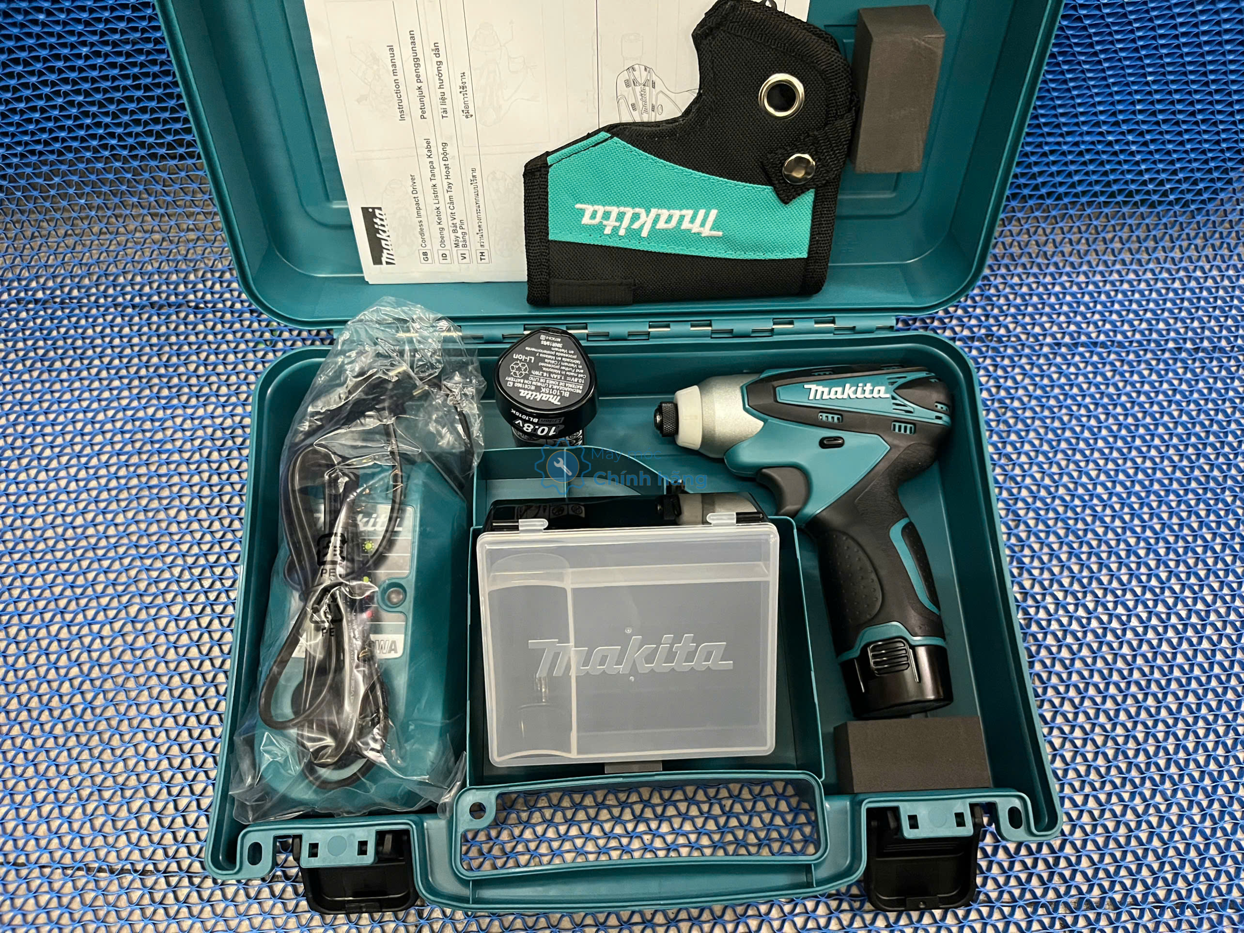 Máy bắt vít pin Makita TD090DWE 10.8V