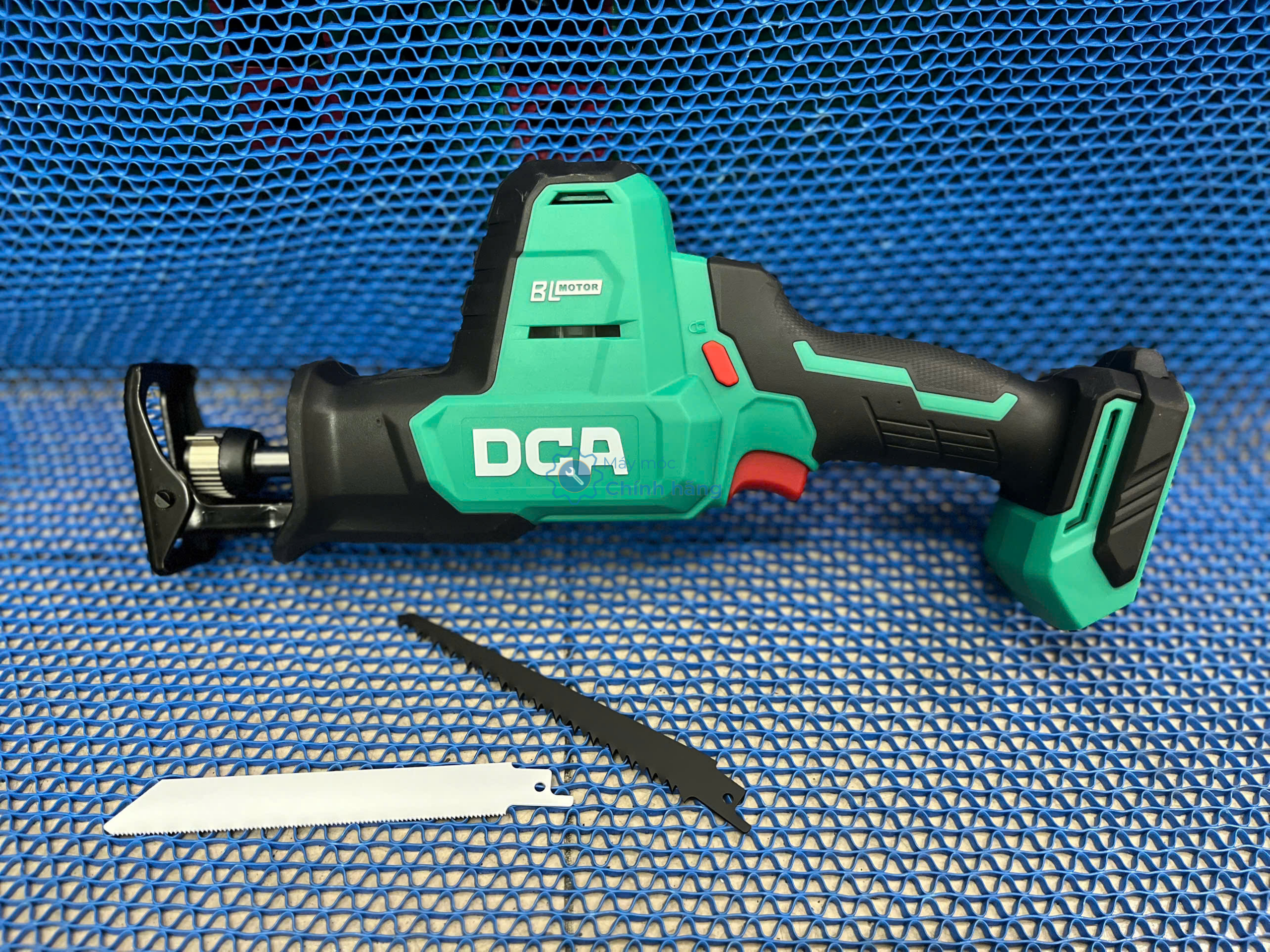 Máy cưa kiếm dùng pin 20V DCA ADJF22Z (Chưa Pin & Sạc) 4 Máy cưa kiếm dùng pin 20V DCA ADJF22Z