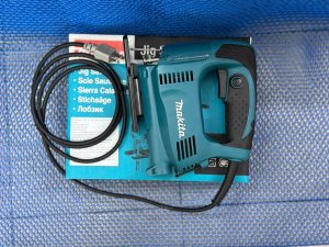 450W Máy cưa lọng 65mm Makita 4327 5 450W Máy cưa lọng 65mm Makita 4327