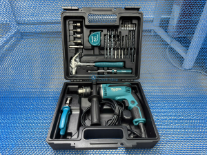 Máy khoan búa 26 phụ kiện Makita M8103KX2B