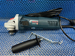 Máy mài góc Bosch GWS 750-100 Freedom