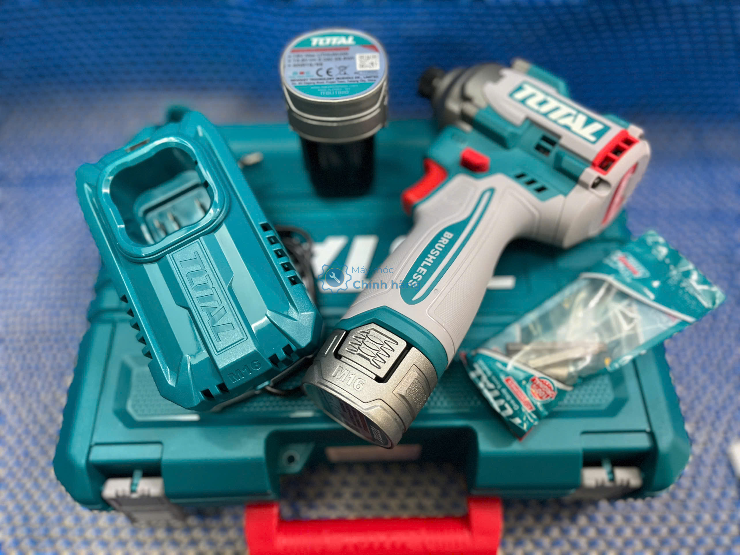 Máy vặn vít dùng pin Total TIRLI16178
