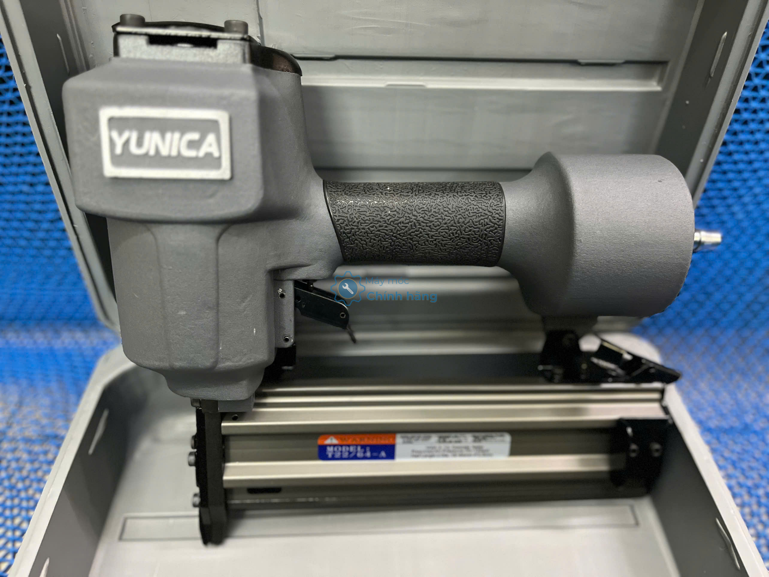 Súng Bắn Đinh Be Tông Dùng Hơi Yunica YAT-2264P 5 Súng Bắn Đinh Be Tông Dùng Hơi