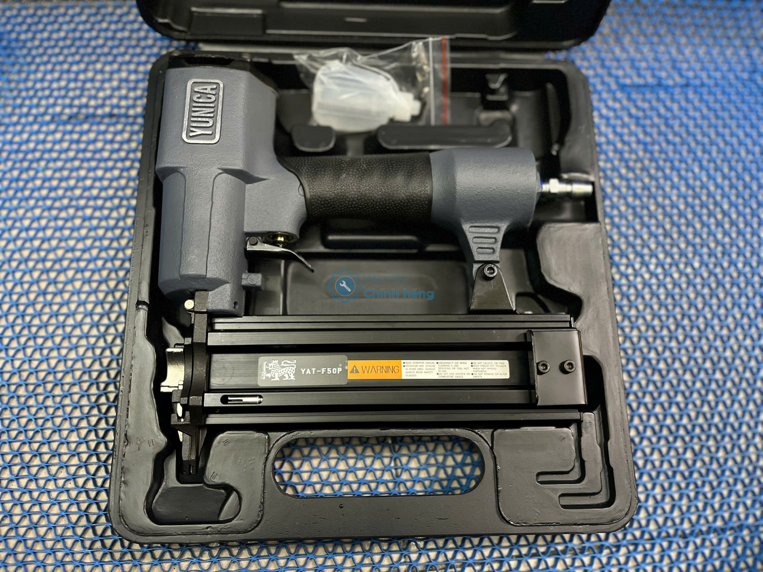 Súng bắn đinh Yunica YAT-F50P