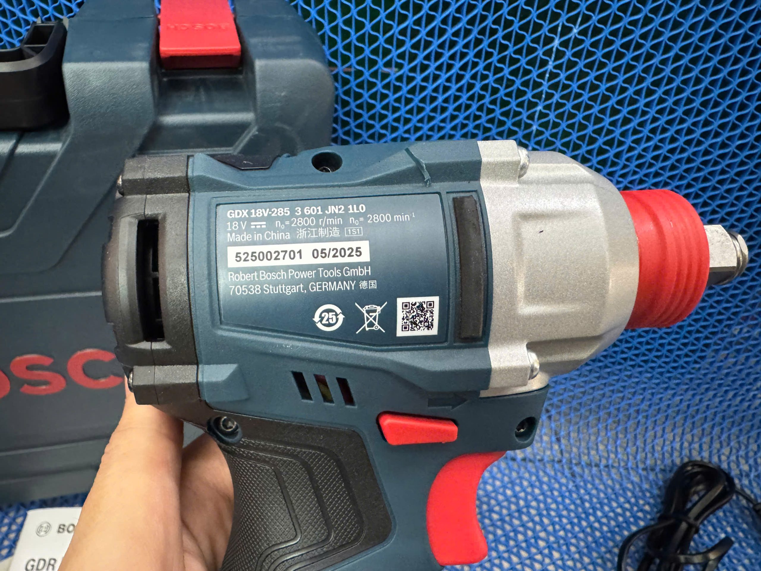 Máy Vặn Vít Và Bu Lông Dùng Pin 18V Bosch GDX 18V-285 (2 Pin) – Mạnh, Gọn, Đa Năng Cho Thợ Chuyên Nghiệp 5 Máy Vặn Vít Và Bu Lông Dùng Pin 18V Bosch GDX 18V-285 (2 Pin) – Mạnh, Gọn, Đa Năng Cho Thợ Chuyên Nghiệp - Ảnh 5