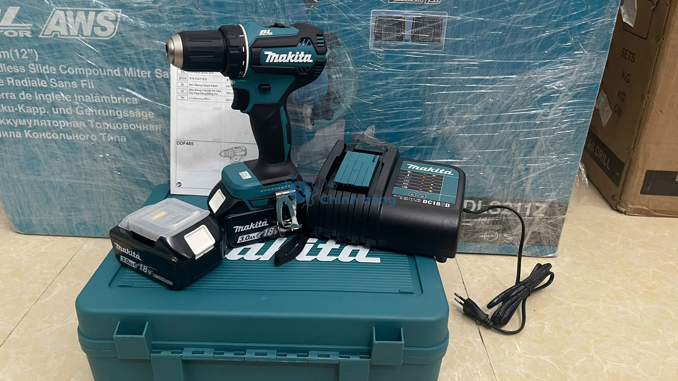 Alternative view of Máy khoan và vặn vít dùng pin Makita DDF485SFE (BL) (18V)