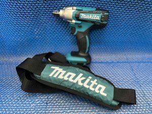 Máy siết bu lông dùng pin Makita DTW190ZX 18V (Chưa kèm Pin & Sạc)