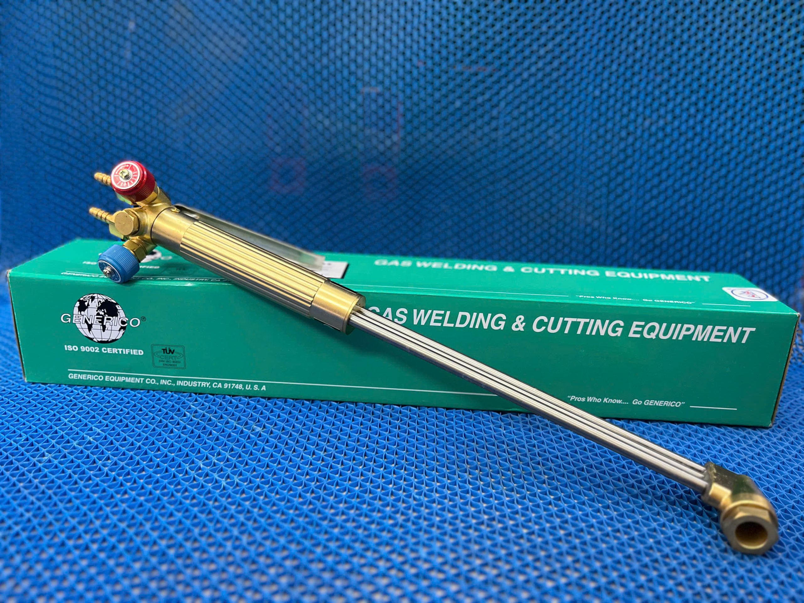 Alternative view of Đèn cắt (béc cắt 3 tầng lớn) Generico 563-S