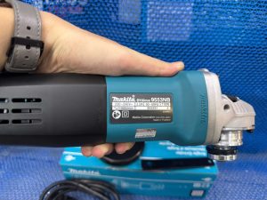 100mm Máy mài góc Makita 9553NB