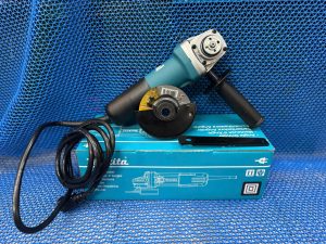 100mm Máy mài góc Makita 9553NB