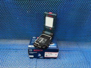 Đèn LED đa năng dùng pin 18V Bosch GLI 18V-800 