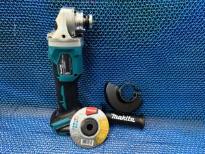 Máy mài góc dùng pin 100mm Makita DGA404Z 18V (Chưa kèm Pin & Sạc)