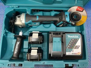 Máy mài góc dùng pin Makita DGA518RTE (125mm/công tắc bóp/AWS/BL) (18V)