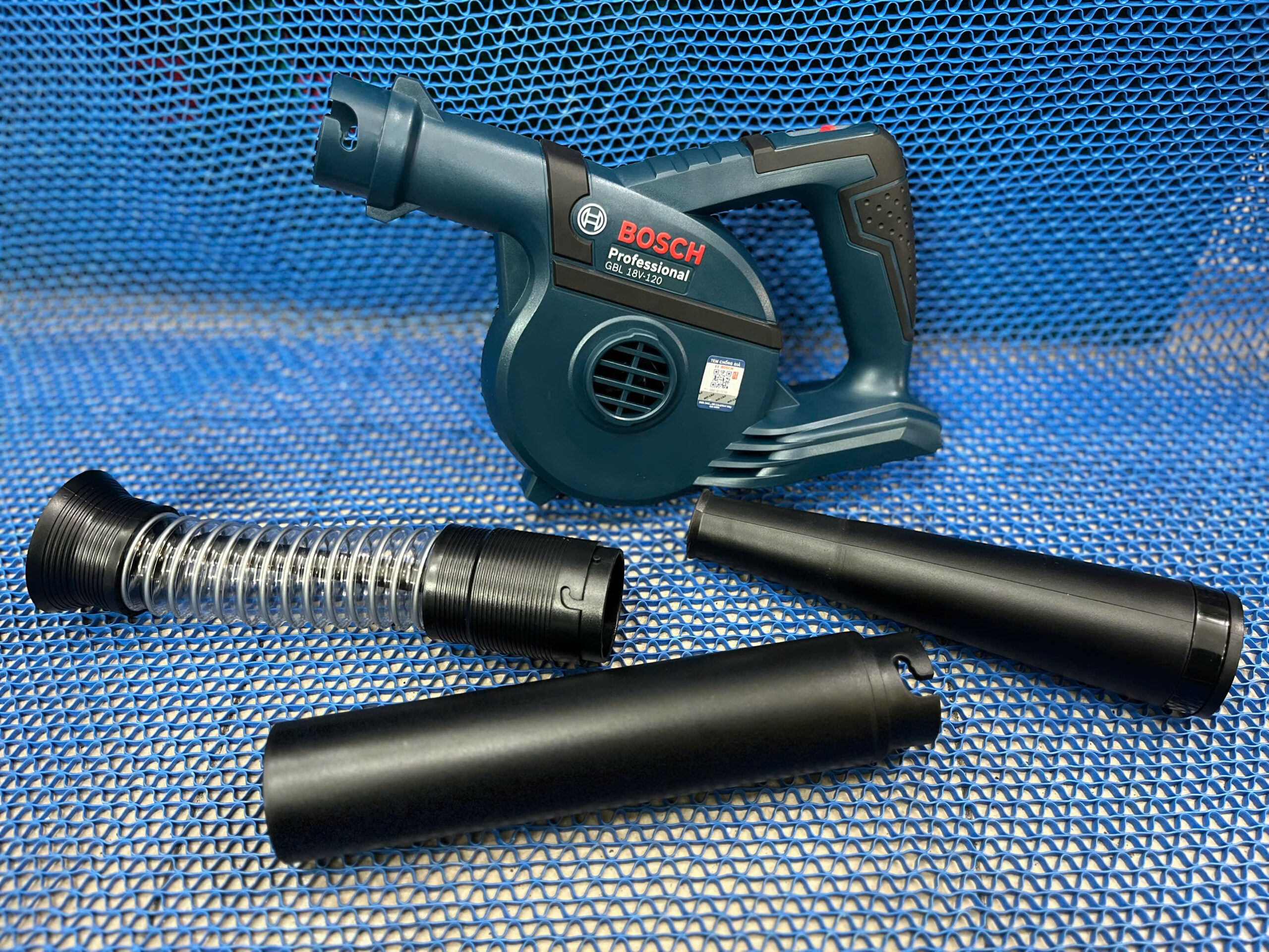 Máy thổi khí Bosch GBL18V-120