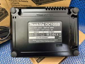 Thông số sạc pin Li-Ion nhanh Makita DC10SB (197363-4)