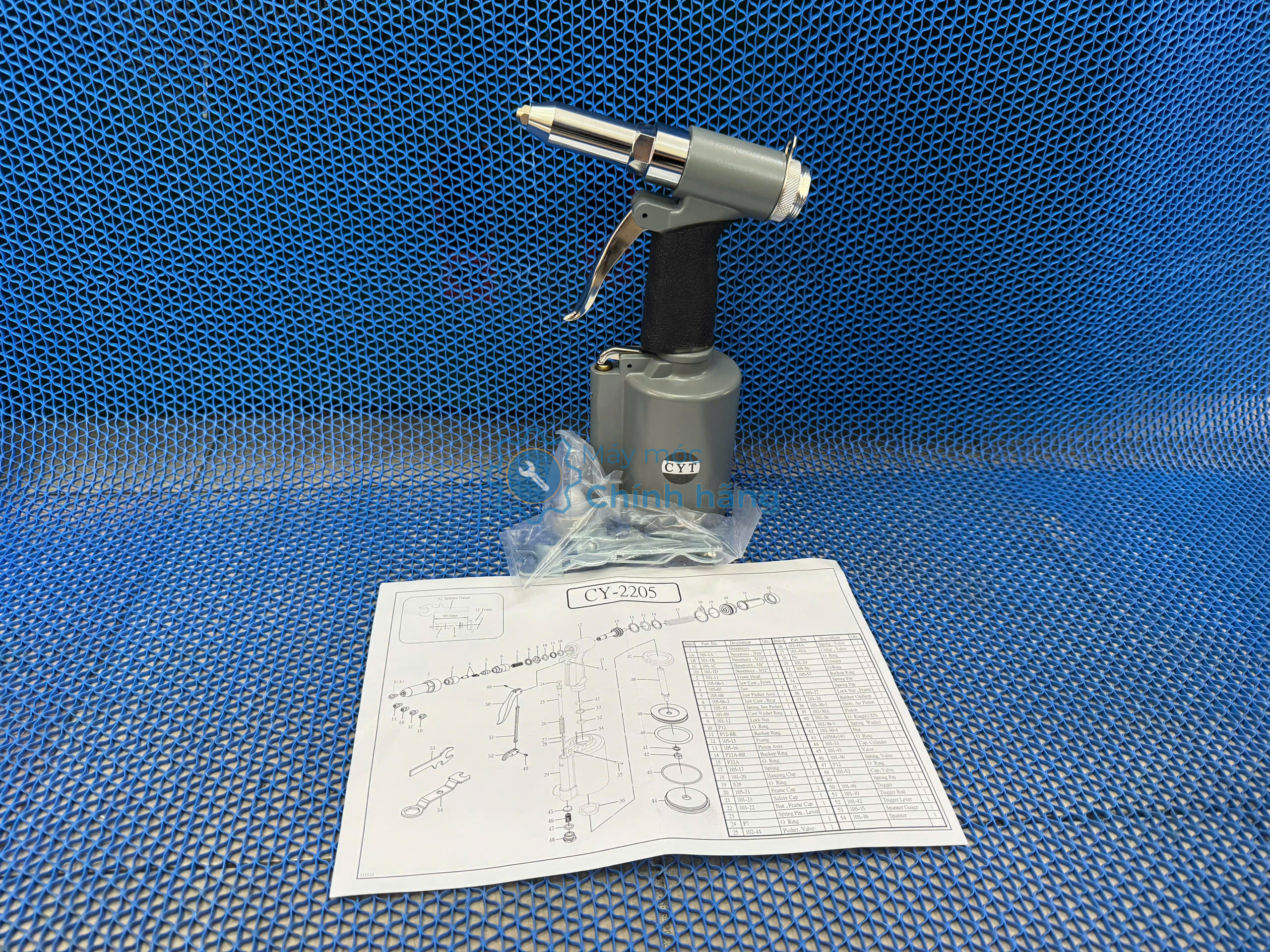 Súng Bắn Đinh CYT CY-2205 3 Súng bắn đinh CYT