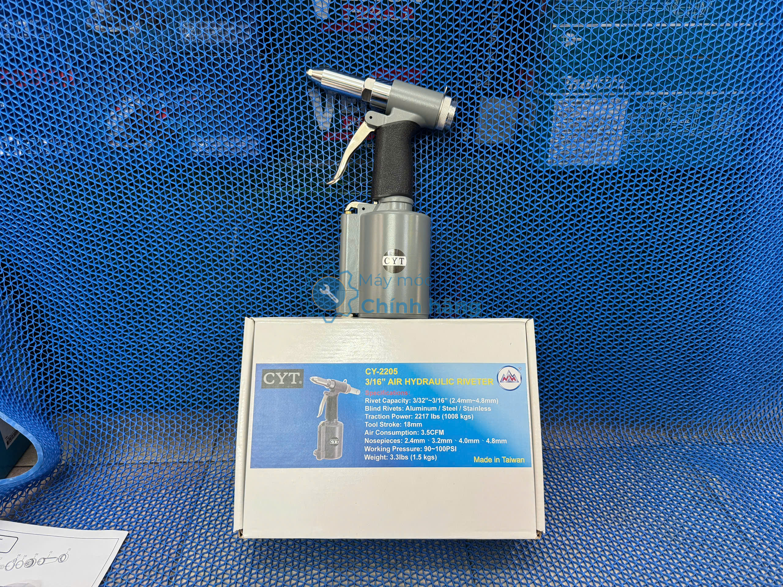 Súng bắn đinh CYT