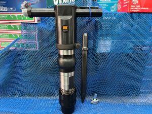 Đục Bê Tông Kawasaki CB-30