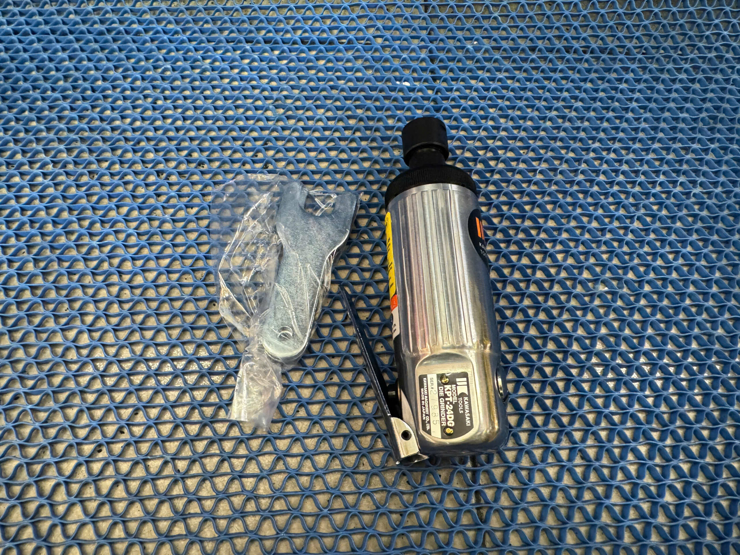 Máy mài đầu trụ Kawasaki KPT-24DG