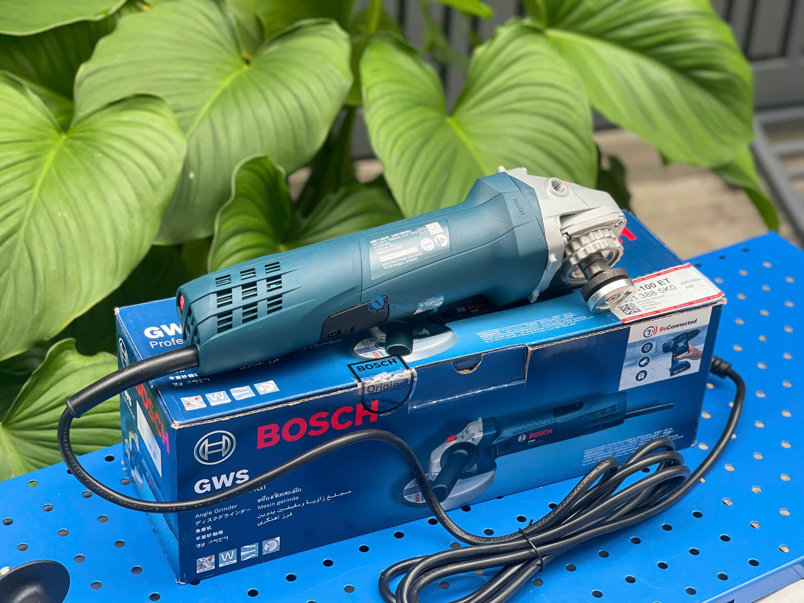 Máy Mài Góc Bosch GWS 7-100ET 720W Có Điều Tốc 20 Hộp đựng máy mài góc Bosch GWS 7-100ET