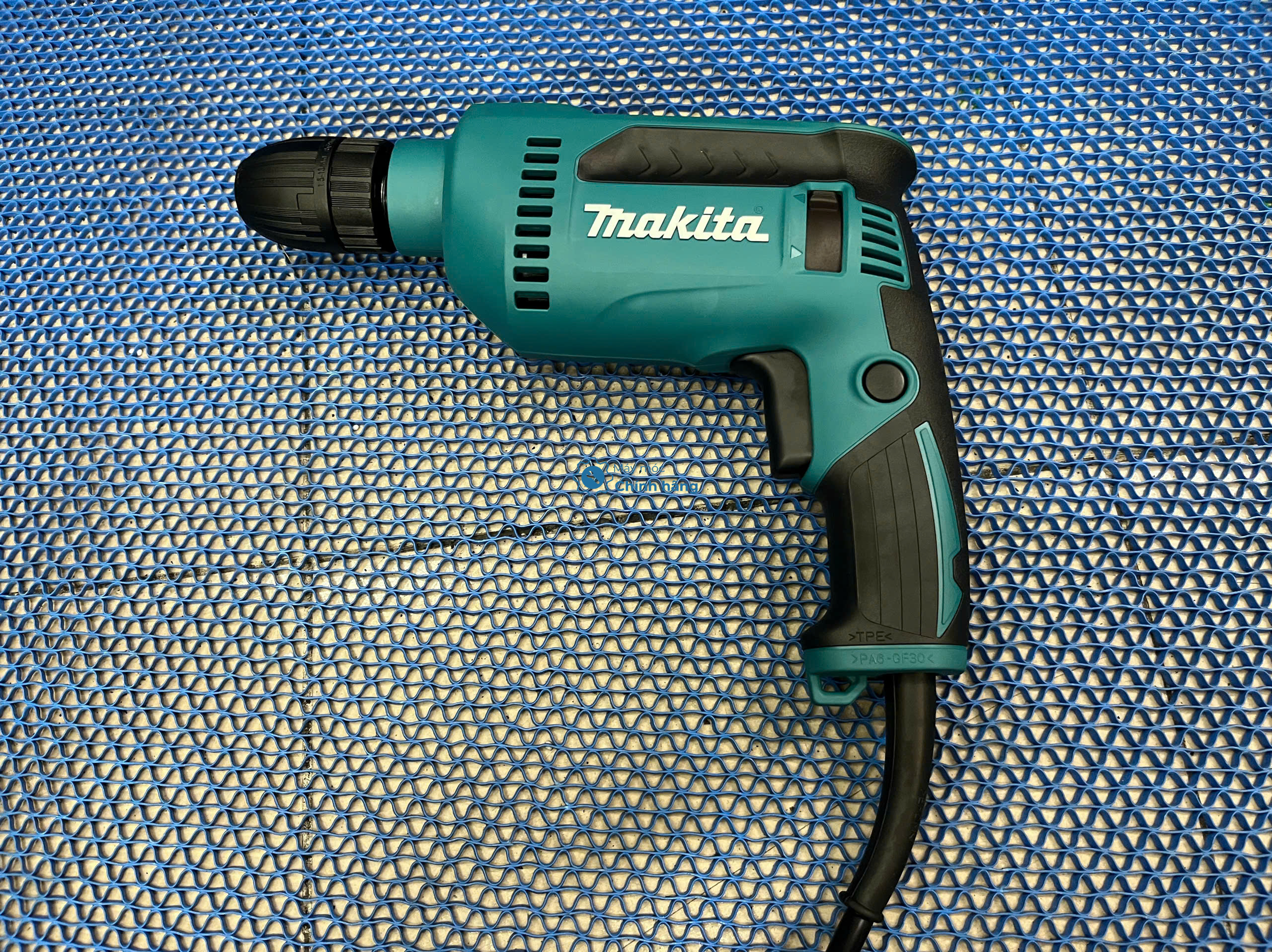 Alternative view of Máy khoan 630W Makita DP4021