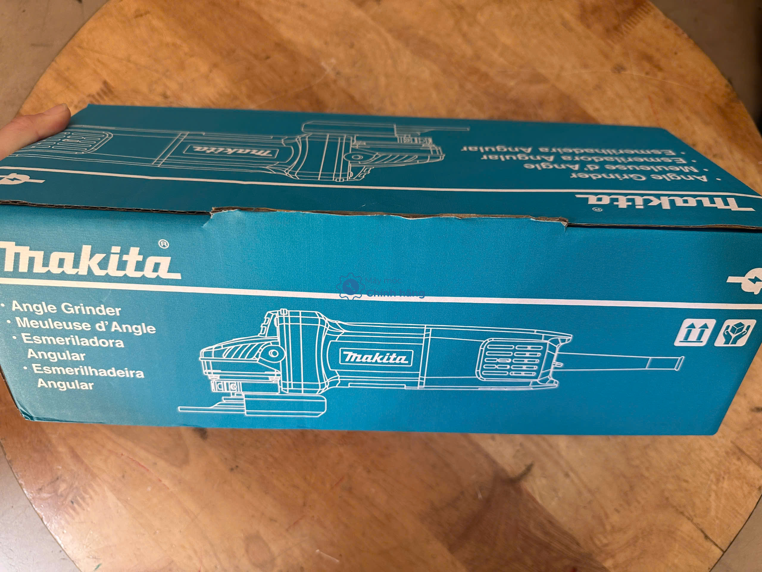 100mm Máy mài góc Makita 9553B 13 Khả năng mài mòn mạnh mẽ của Makita 9553B