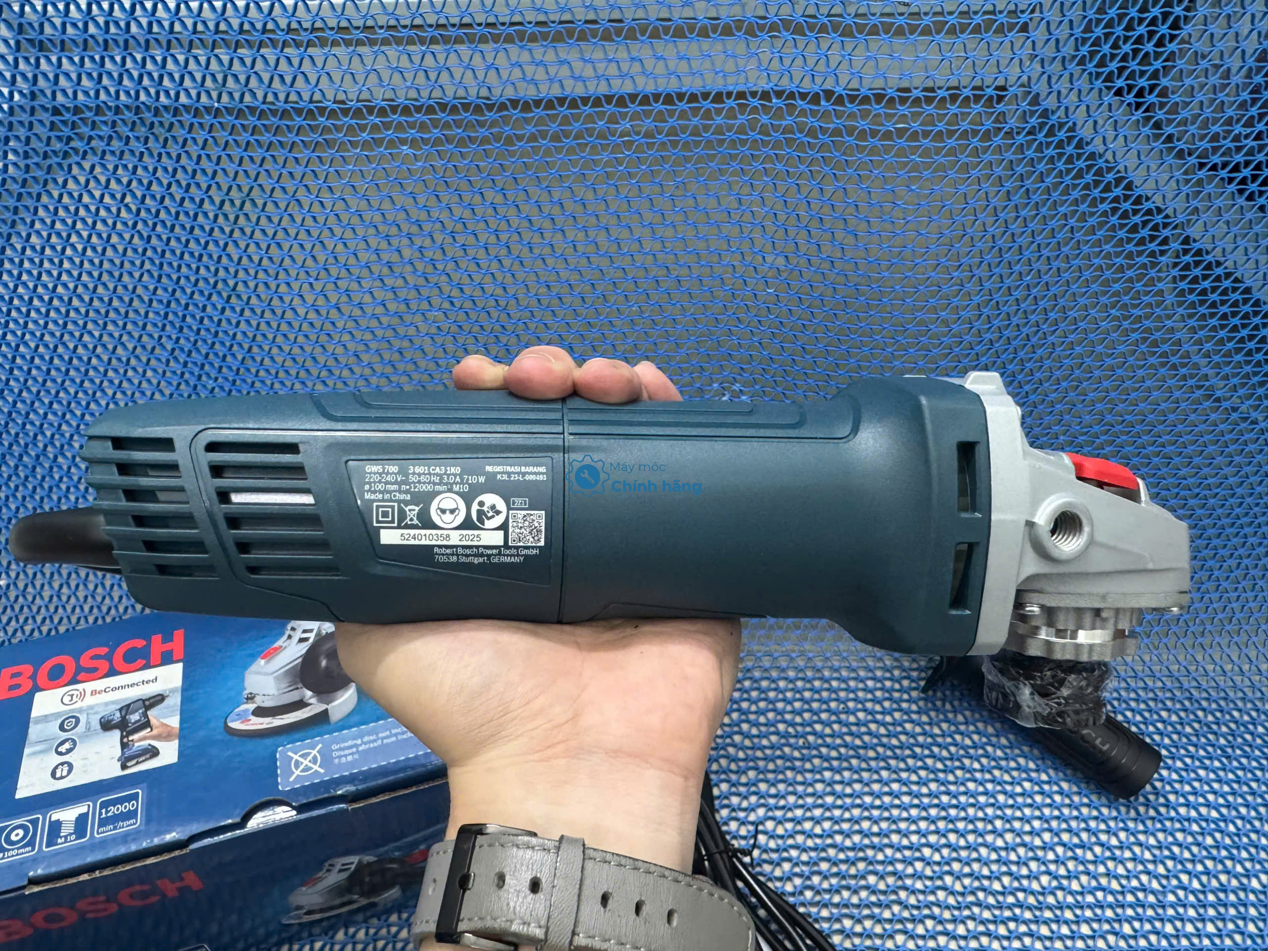 Máy mài góc Bosch GWS 700 16 Máy mài cầm tay Bosch GWS 700 chính hãng