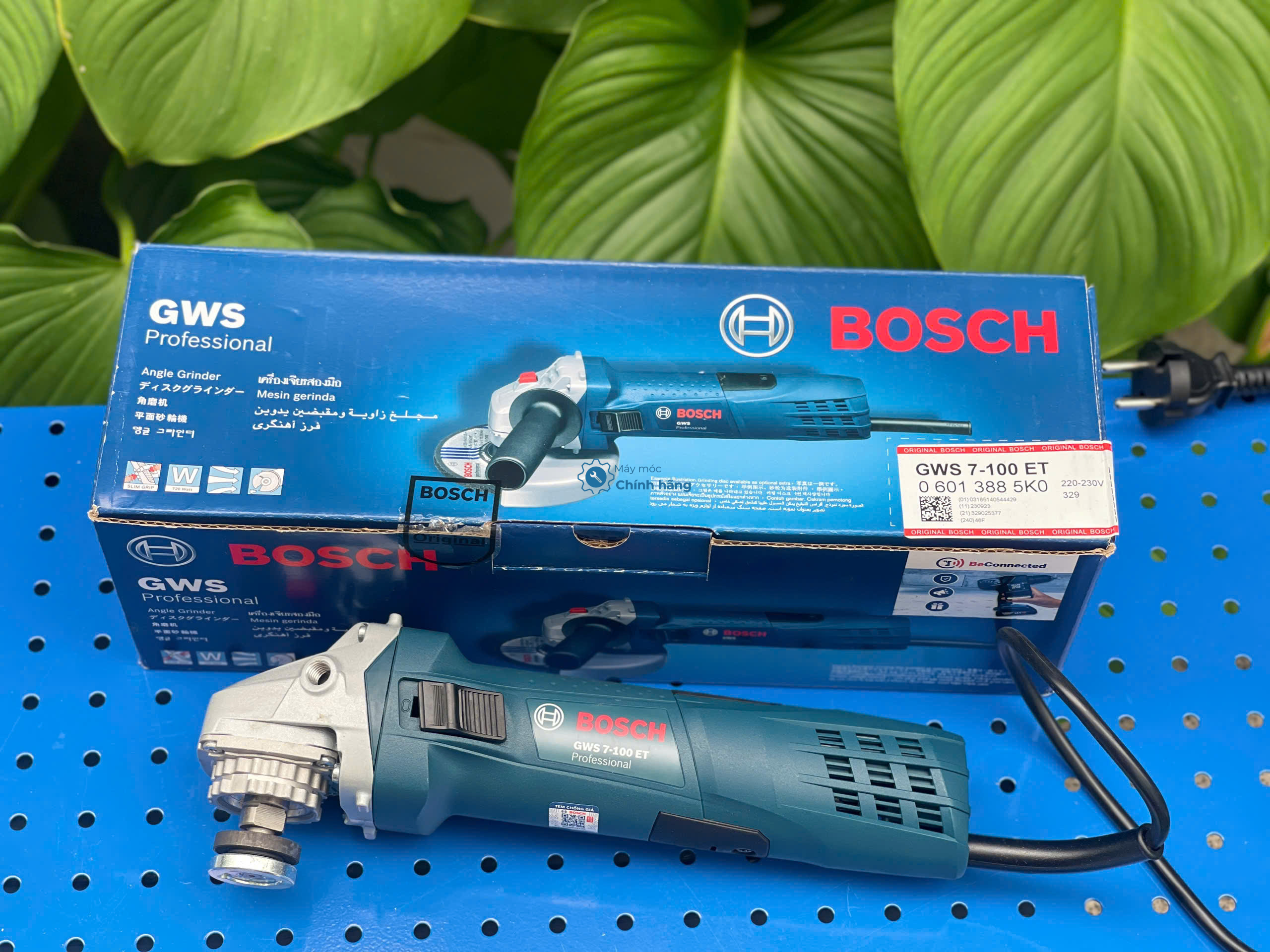 Máy Mài Góc Bosch GWS 7-100ET Chính Hãng – Có Điều Tốc 6 Cấp 3 Máy mài có điều tốc Bosch GWS 7-100ET công suất 720W