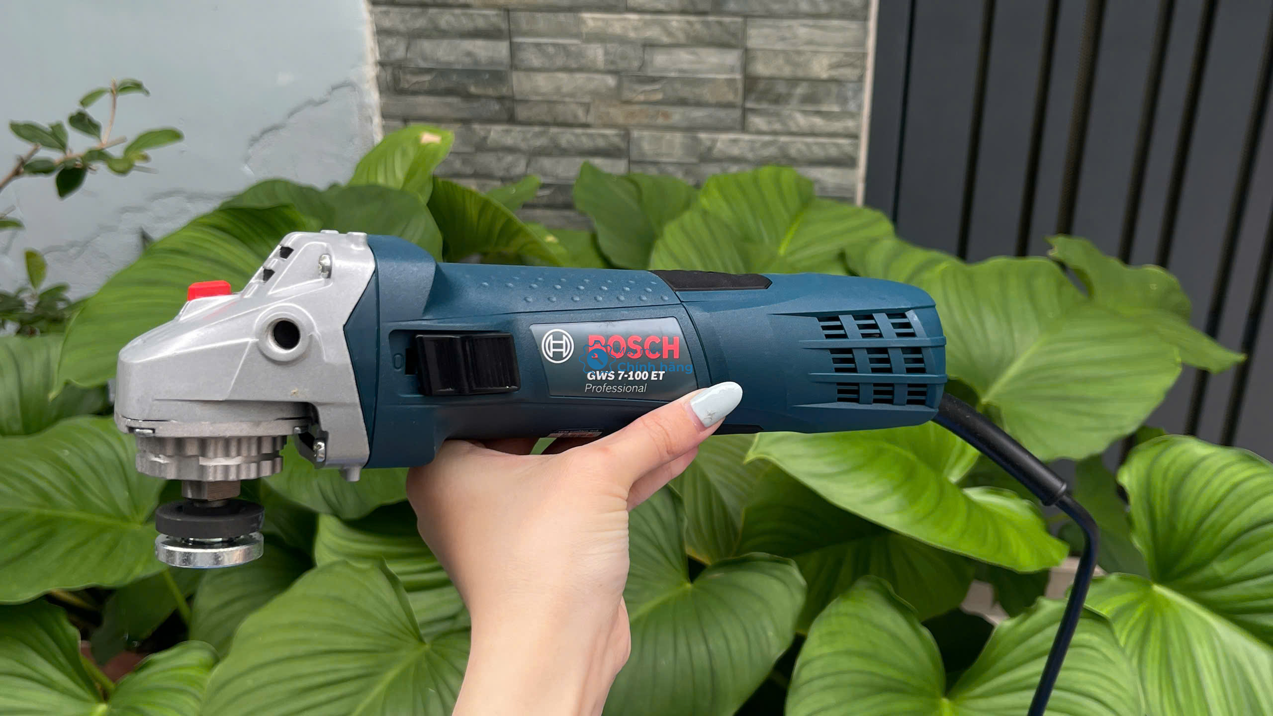 Alternative view of Máy Mài Góc Bosch GWS 7-100ET 720W Có Điều Tốc