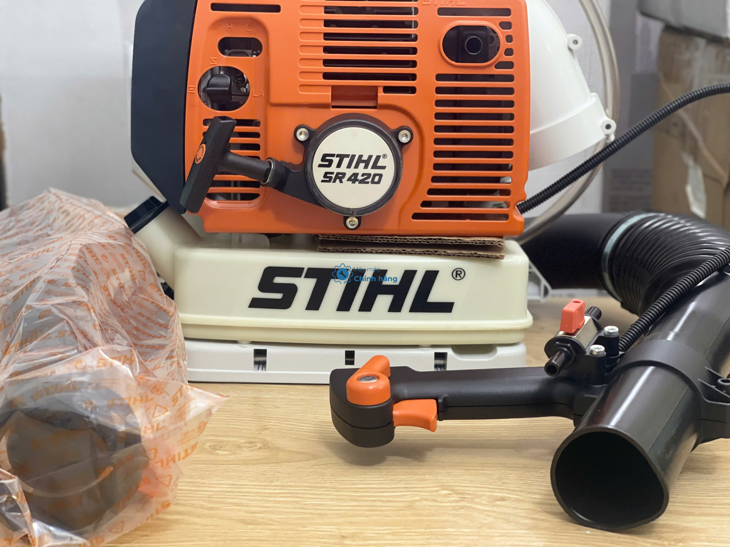 Alternative view of Máy phun xịt STIHL SR-420