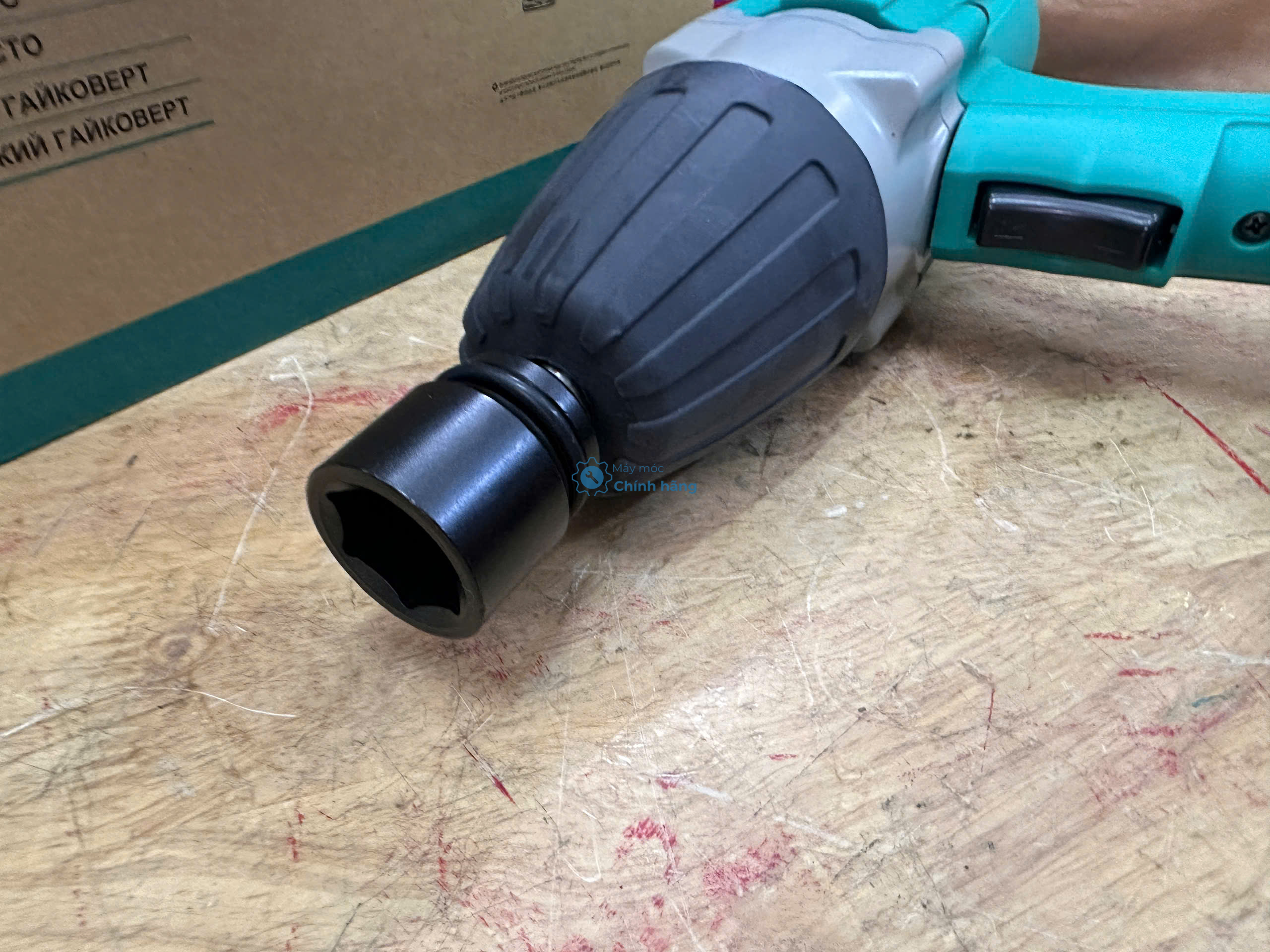 Alternative view of Máy vặn bu lông 340W DCA APB20C (1/2")