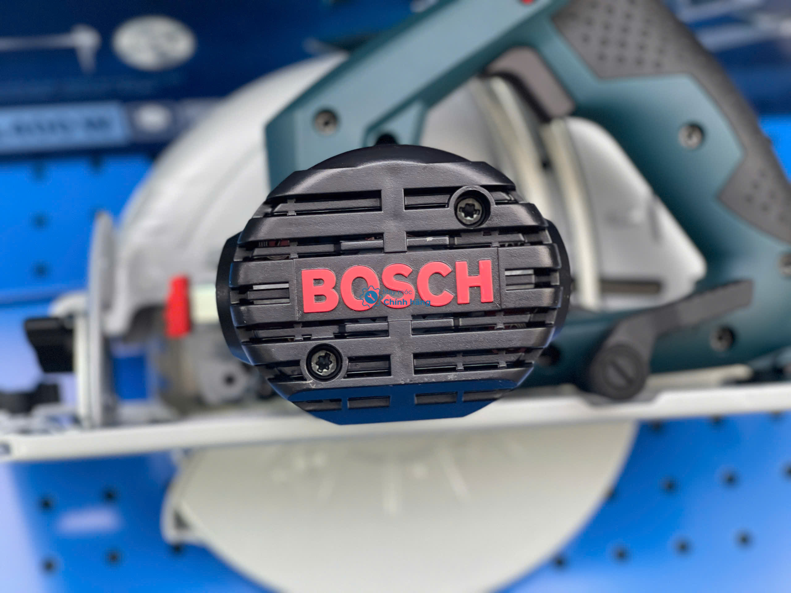 Alternative view of Máy Cưa Đĩa Bosch GKS 190