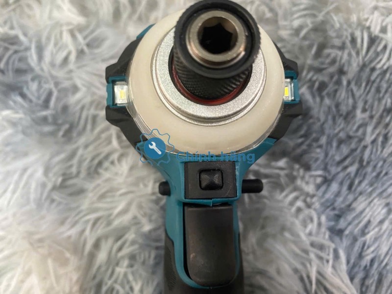 Máy Vặn Vít Makita DTD171 Chính Hãng 18V – Không Chổi Than, Lực Siết Mạnh 17 đầu gài mũi vít 6.35mm Makita DTD171