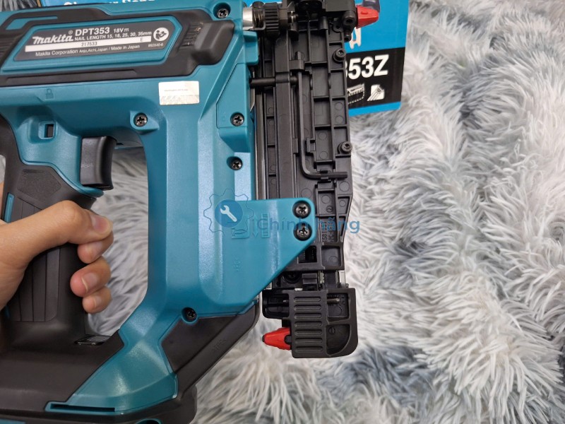 Máng nạp đinh máy bắn đinh Makita DPT353Z dùng đinh pin 23Ga