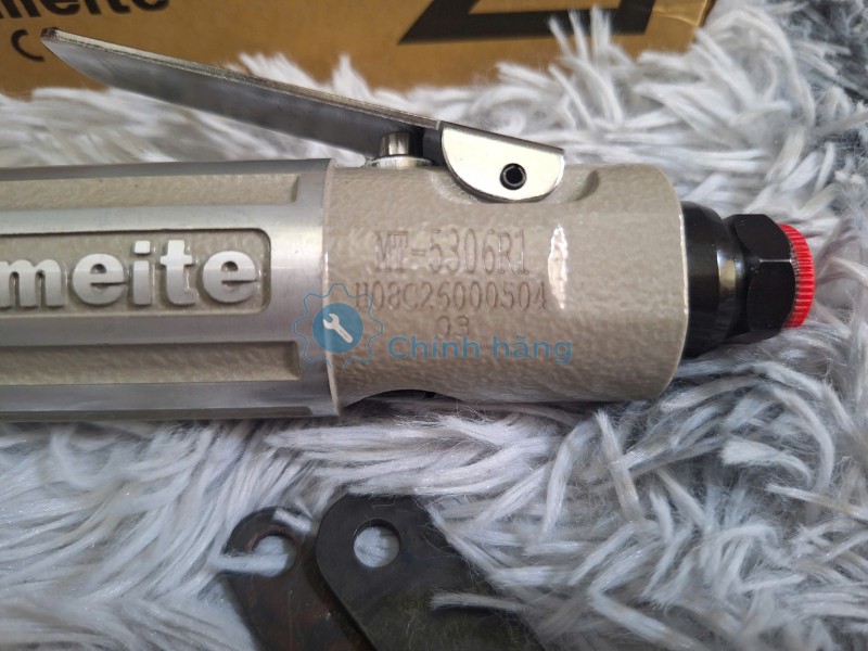 Thân máy mài hơi Meite MT-5306R1 nhỏ gọn dễ thao tác