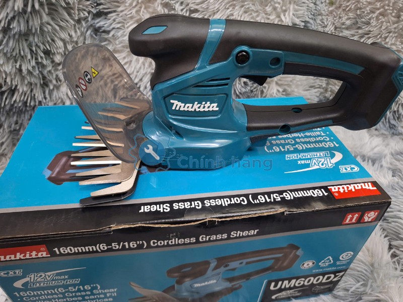 Máy tỉa cỏ tỉa hàng rào mini dùng pin Makita UM600DZ chính hãng 12V Max