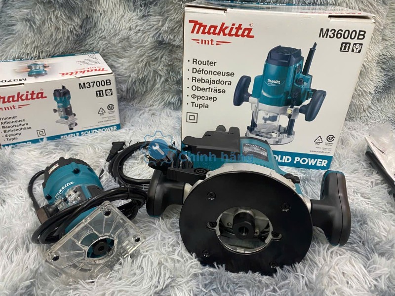 So Sánh Makita M3600B Và Makita M3700B: Chọn Máy Phay Gỗ Hay Máy Đánh Cạnh? 9 So sánh đế máy Makita M3600B và Makita M3700B