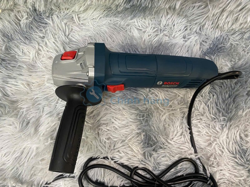 Máy Mài Góc Bosch GWS 700 100mm 700W Chính Hãng 21 Tay cầm phụ Bosch GWS 700 chắc chắn