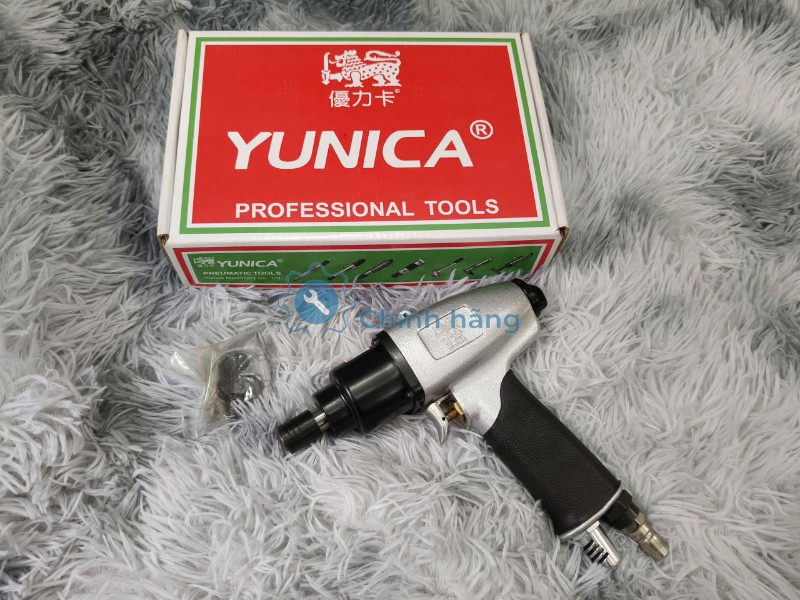 Model Yunica YD-875T trên thân máy vặn vít dùng hơi