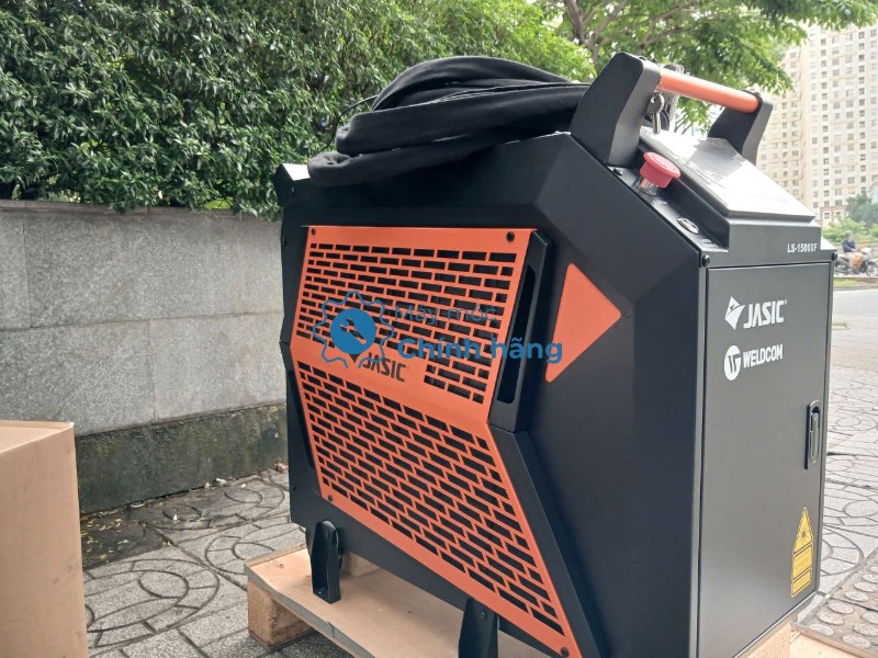 may han laser fiber jasic ls 15000 dot pha nang suat cho xuong co khi 257